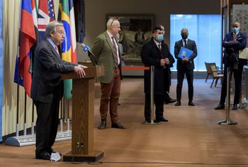 Secretary-General António Guterres (at podium) briefs reporters on Ukraine.