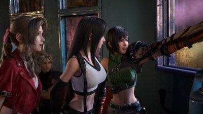 Captura de pantalla de Final Fantasy VII Rebirth que muestra a Yuffie señalándoles algo a Aeris, Cloud y Tifa