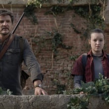 Pedro Pascal and Bella Ramsey in "The Last of Us" Season 1.