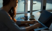 A women working on a laptop