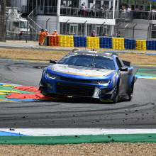 Hendrick Motorsports, Chevrolet Camaro ZL 1, Mike Rockenfeller/Jenson Button/Jimmie Johnson in action