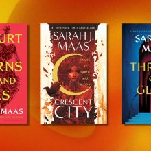 Sarah J. Maas books on an orange abstract background