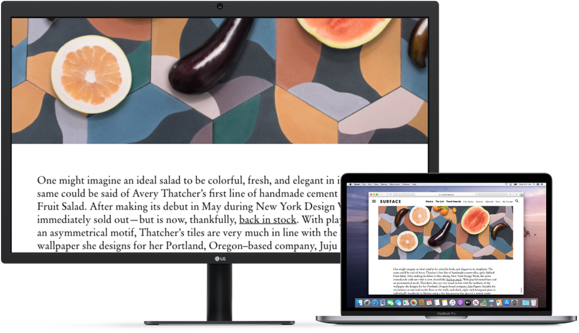 Zoom Display is active on the desktop screen, while the screen size stays fixed on MacBook Pro.