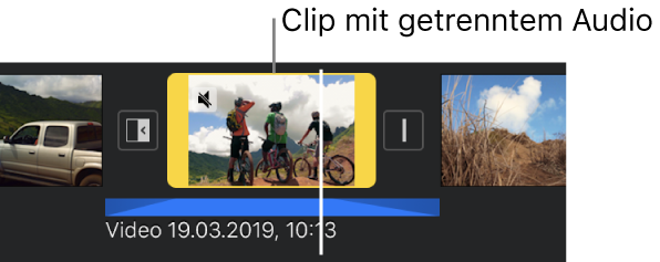 Ein Videoclip in der Timeline mit einem blauen herausgelösten Audioclip unten