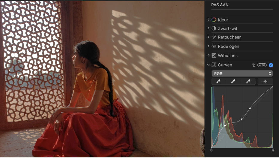 Een foto na het gebruik van de aanpassing 'Curven'.