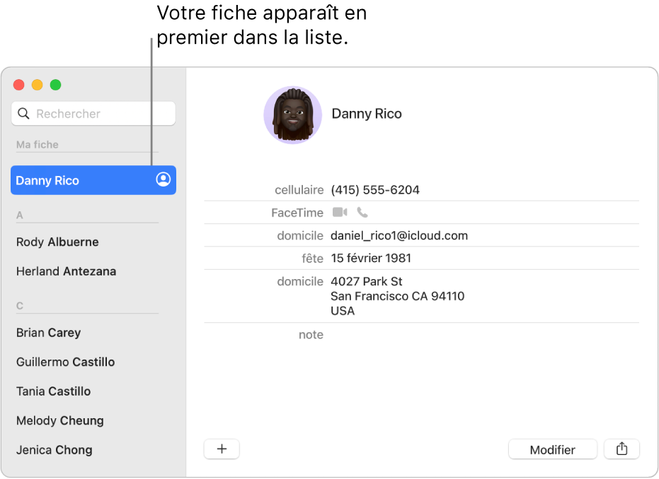 La barre latérale de Contacts affichant la fiche personnelle en haut de la liste.