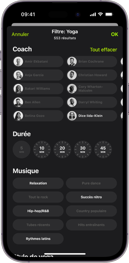 L’écran Apple Fitness+ affichant des options de tri et de filtre des exercices. En haut de l’écran figure une liste de coachs. Des intervalles de temps sont affichés au centre de l’écran. Sous la durée des exercices figure une liste de genres musicaux.