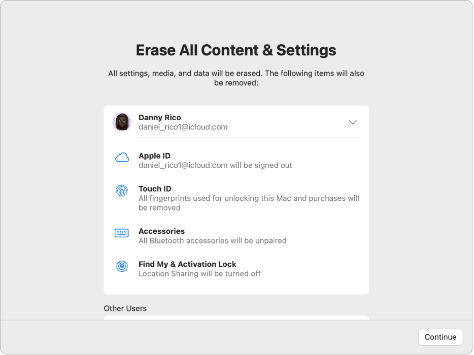 La fenêtre Effacer contenu et réglages dʼAssistant dʼeffacement affichant les éléments supplémentaires qui seront supprimés, y compris toutes les empreintes utilisées pour déverrouiller le Mac et effectuer des achats.