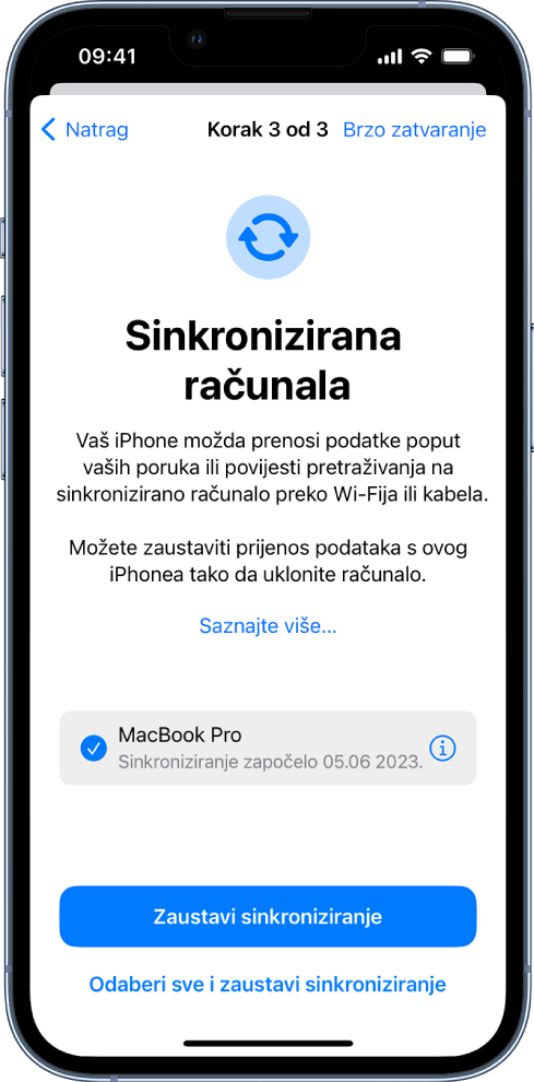 Dva iPhone zaslona s prikazom zaslona Sinkroniziranih računala i zaslon iCloud privatnog releja.