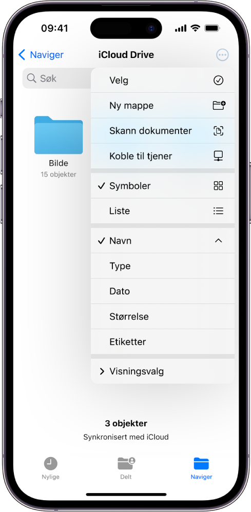 Filer-appen med Mer-knappen markert. Det vises en meny med valgene Marker, Ny mappe, Skann dokumenter og Koble til tjener. Under er valgene for å vise objekter på skjermen, som Symboler eller Liste. Nederst vises sorteringsvalgene Navn, Type, Dato endret, Størrelse og Etiketter, etterfulgt av Visningsvalg.