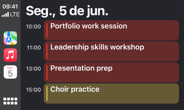 O CarPlay mostrando os apps Mapas, Música e Calendário na Barra Lateral. À direita há eventos para segunda-feira 5 de junho, com sessão de trabalho de portfólio, oficina de habilidades de liderança, preparação para apresentação e ensaio de coral.