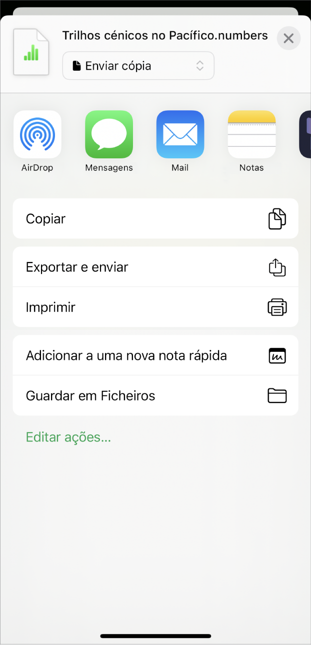 A janela do Numbers a mostrar o menu “Partilhar” com opções para enviar uma cópia da folha de cálculo, exportar e enviar noutro formato, ou imprimir ou guardar a folha de cálculo na aplicação Ficheiros.