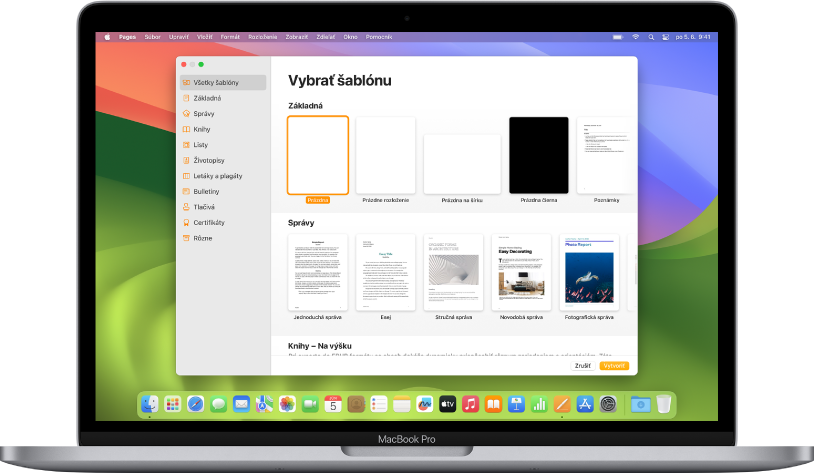 MacBook Pro, ktorý má na obrazovke otvorený výber šablón pre Pages. Kategória Všetky šablóny je označená na ľavej strane a preddefinované šablóny sa zobrazujú na pravej strane v riadkoch podľa kategórií.