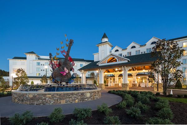 Dollywood’s DreamMore Resort and Spa 
