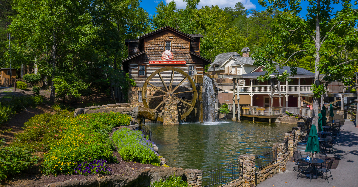 Dollywood Finds Perfect Partners on Road to Increased Sustainability 