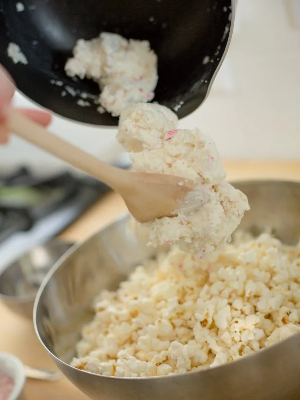 White Chocolate Peppermint Popcorn Recipe