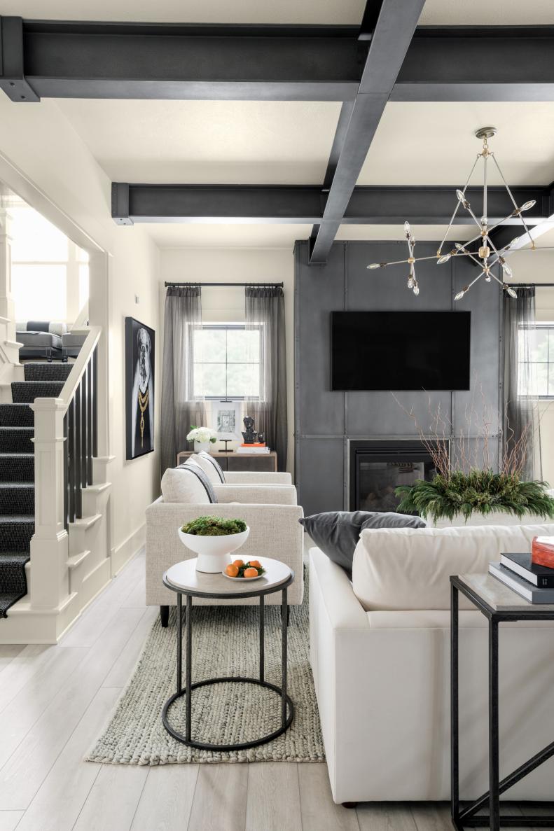 Dark Faux-Steel Exposed Ceiling Beams Add Drama to Great Room