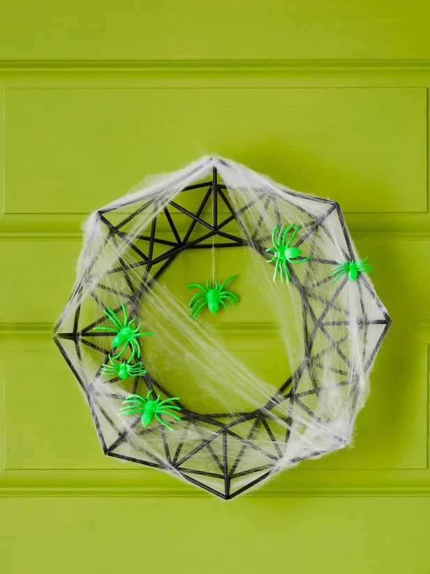 Halloween Craft Spider Web Wreath