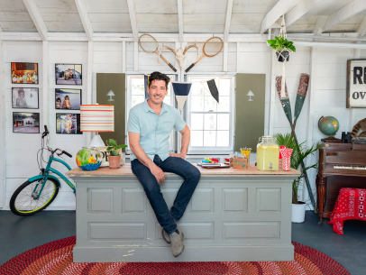 Tour Jonathan Knight's Retro Lakehouse From 'Farmhouse Fixer: Camp Revamp'