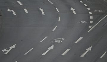 sharrows adfc presents bicycle climate test for hesse