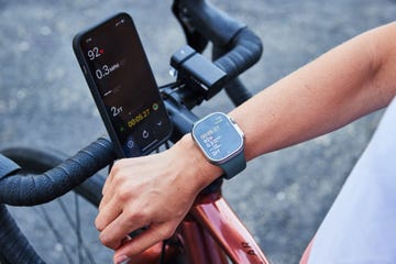 calculate max heart rate mallory creveling wearing the new apple watch which is connected to her phone before a bike ride