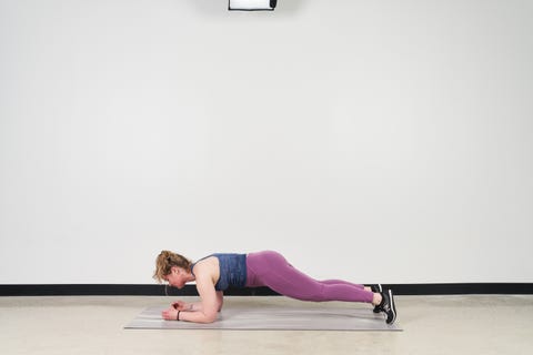 natascha grief performing a series of plank exercises
