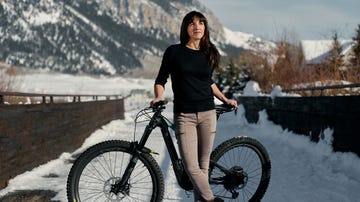 Bicycle, Photograph, Vehicle, Bicycle wheel, Cycling, Mountain bike, Beauty, Snow, Bicycle part, Recreation, 