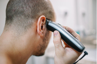 seleção de máquinas de cortar cabelo baratas