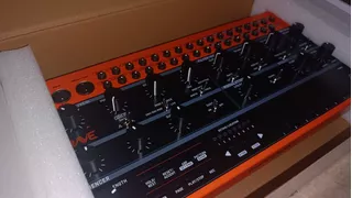 Behringer Crave, Sintetizador Modular 