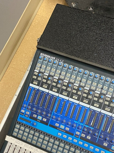 Presonus Studio Live 24.4.2