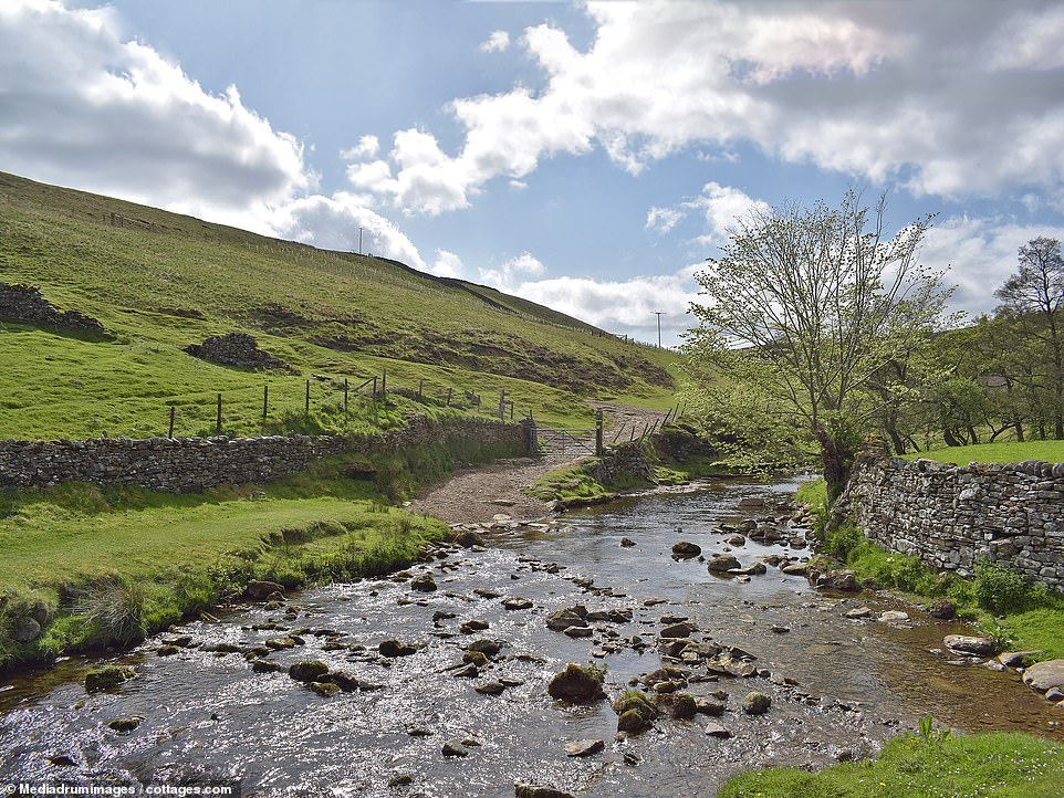 Outside, the cottage is surrounded by beautiful Yorkshire countryside along with grouse, grazing sheep and a vast array of other wildlife