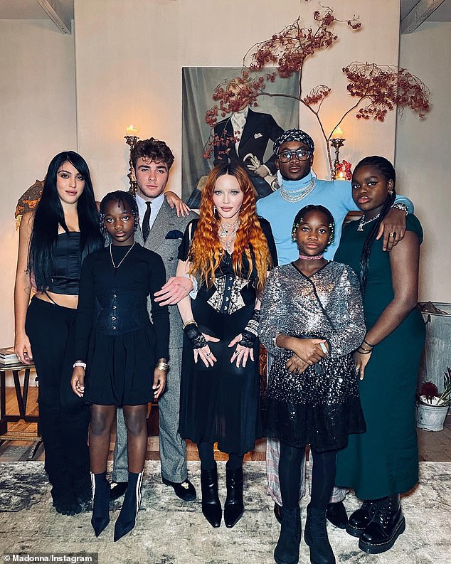 All the kids made it! Madonna was all about family recently onThanksgiving. She was seen with all six of her children. The children are Lourdes, 26, Rocco, 22, David, 17, Mercy James, 16, and twins Estere and Stelle, 10