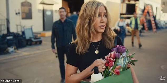 Aniston and Schwimmer star in the ad about forgetfulness