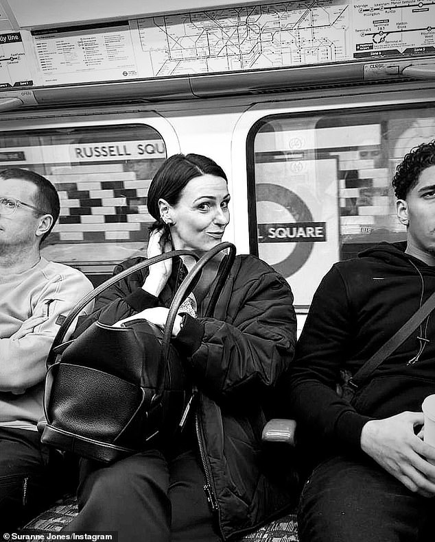 Suranne Jones took to her Instagram to share a snap of herself travelling on the tube, stunning her fans as the actress, 45, appeared to go completely unnoticed by her fellow passengers