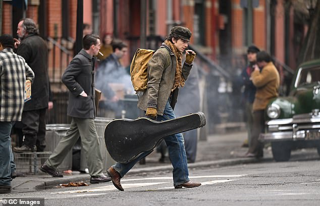 After he 'sang a handful of Woody Guthrie songs,' the crowd 'flipped' in excitement, Dylan later recalled