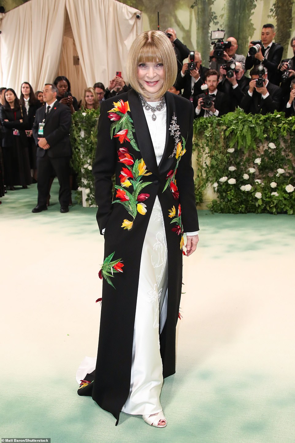 Also on the committee is Vogue's Anna Wintour