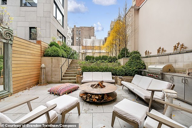 But the trend isn't without its risks to landlords as these tenants are so wealthy they have the means to fight against any disputes. Pictured: an apartment at 38 Prince Street being rented for $80,000 a month