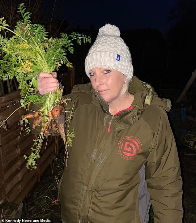 Carly Burd, a 44-year-old mother-of-three, filmed TikTok videos of herself growing vegetables and giving them to needy locals affected by the cost of living crisis