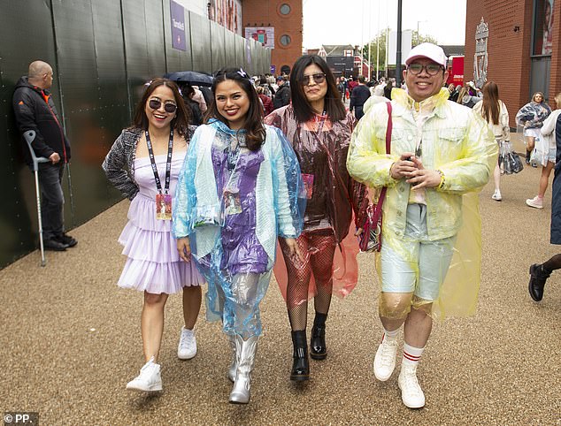 Some wore purple dresses in line with her third studio album Speak Now