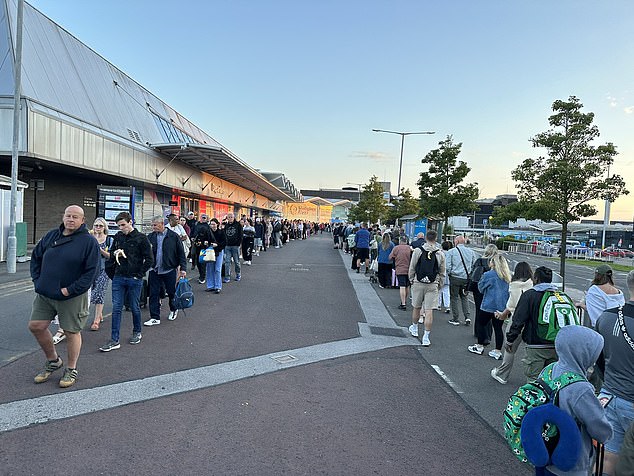 Furious passengers have waited hours to get through security after the government temporarily re-introduced rules preventing people from travelling with liquids in excess of 100ml in their hand luggage until further notice