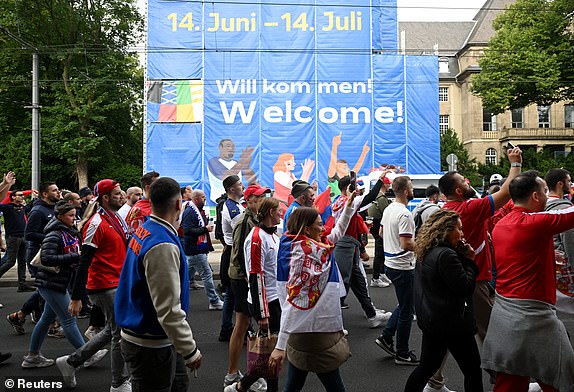 Soccer Football - Euro 2024 - Fans gather before Serbia v England - Gelsenkirchen, Germany - June 16, 2024  Serbia fans in the street ahead of the match REUTERS/Jana Rodenbusch