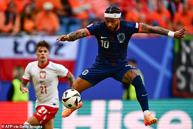 The 30-year-old Dutch striker struggled to convert chances in front of goal against Poland