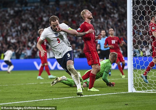 Harry Kane tapped in the winner after Kasper Schmeichel had initially saved his effort from 12 yards