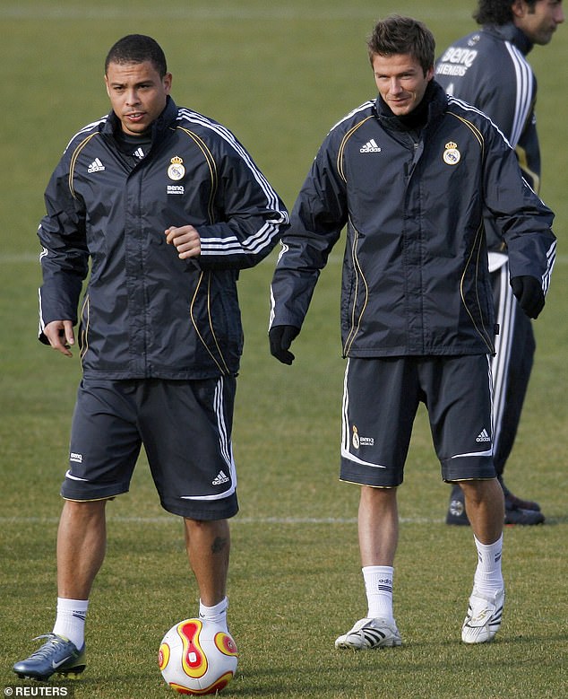 Ronaldo trains with fellow Galactico David Beckham a fortnight before his 2007 move to Milan