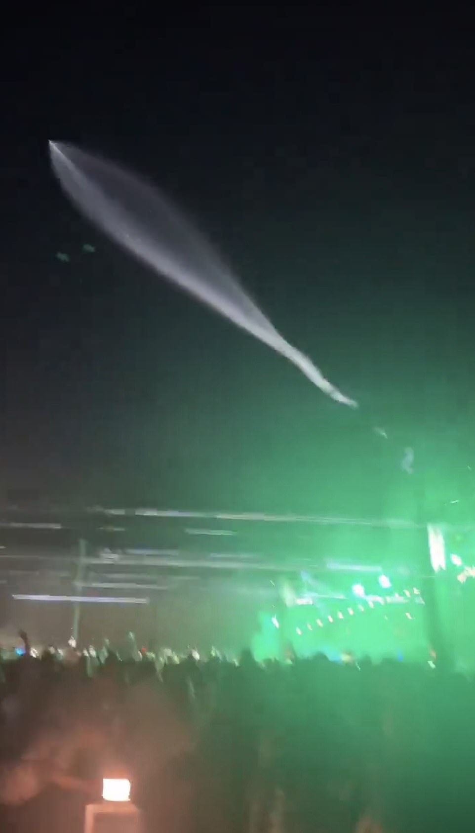 As rockets pass through cold, slightly humid parts of the atmosphere, that water vapour rapidly condenses to form a white cloud. Depending on the conditions they can last anywhere between a few seconds to several hours. However, it was the timing of the launch that made the trail appear so clearly in the sky. Normally the trails from a rocket are either barely visible in the day or lost in the dark during the night.