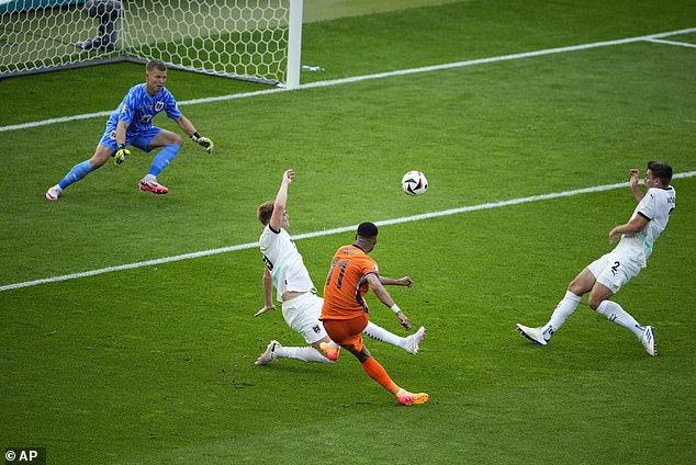 Liverpool forward Cody Gakpo kept up his fine form at the tournament with an effort that brought the Netherlands back on level terms