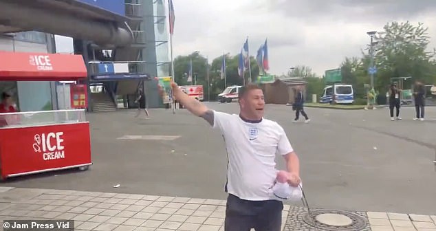 This is the moment these England fans learned Jude Bellingham scored an equaliser after leaving early