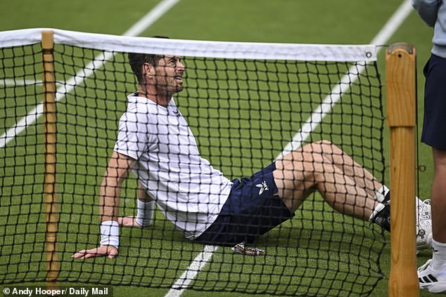 Murray, one of the greatest athletes this country has ever known, bowed out with injury