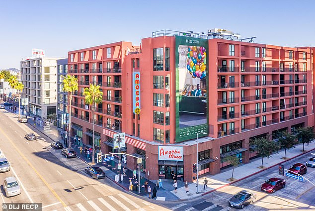 The luxury El Centro Hollywood apartment building where Daelena was found dead