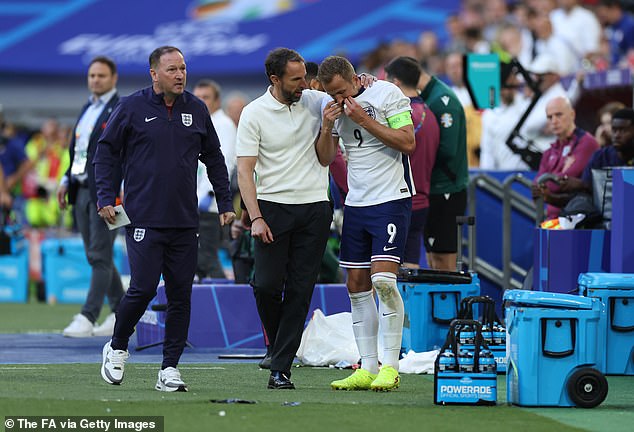 Kane looked frustrated as he was forced to be replaced by Ivan Toney in Dusseldorf